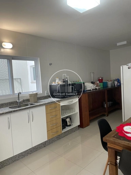 Casa no Bairro da Barra em Balneário Camboriú: 12ª foto da galeria de imagens do imóvel