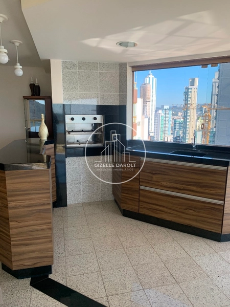 Apartamento frente Mar, Barra Sul em Balneário Camboriú: 4ª foto da galeria de imagens do imóvel