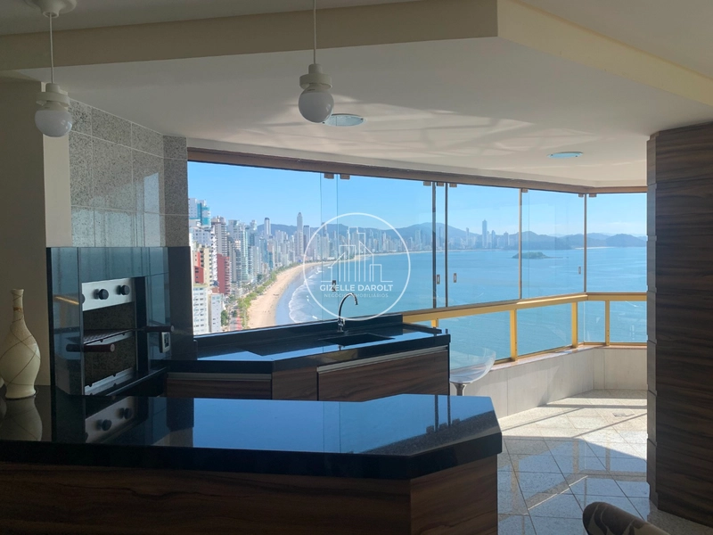Apartamento frente Mar, Barra Sul em Balneário Camboriú: 5ª foto da galeria de imagens do imóvel