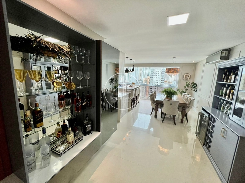 Apartamento para morar bairro Pioneiros, Balneário Camboriú: 2ª foto da galeria de imagens do imóvel