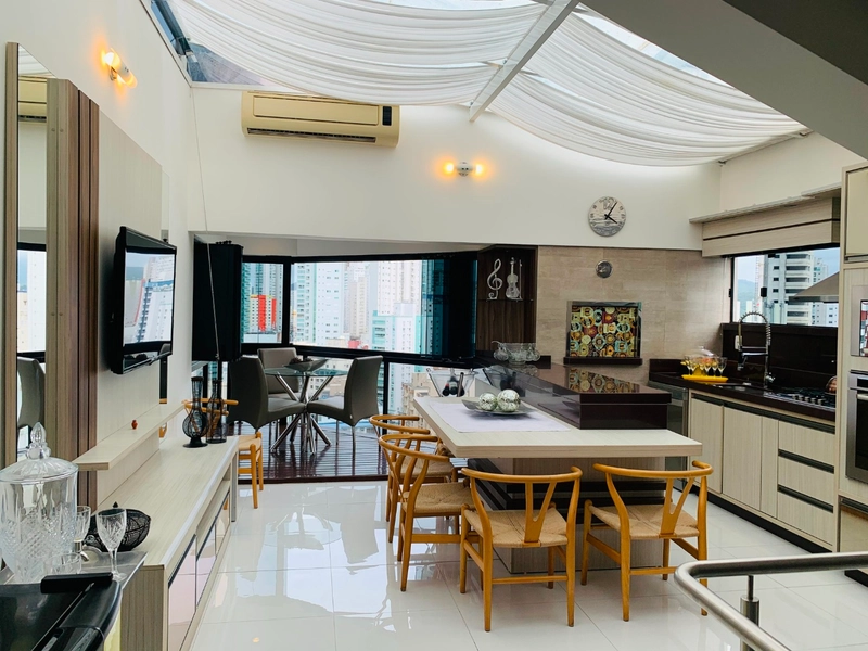 Apartamento Cobertura no Centro de Balneário Camboriú: 1ª foto da galeria de imagens do imóvel