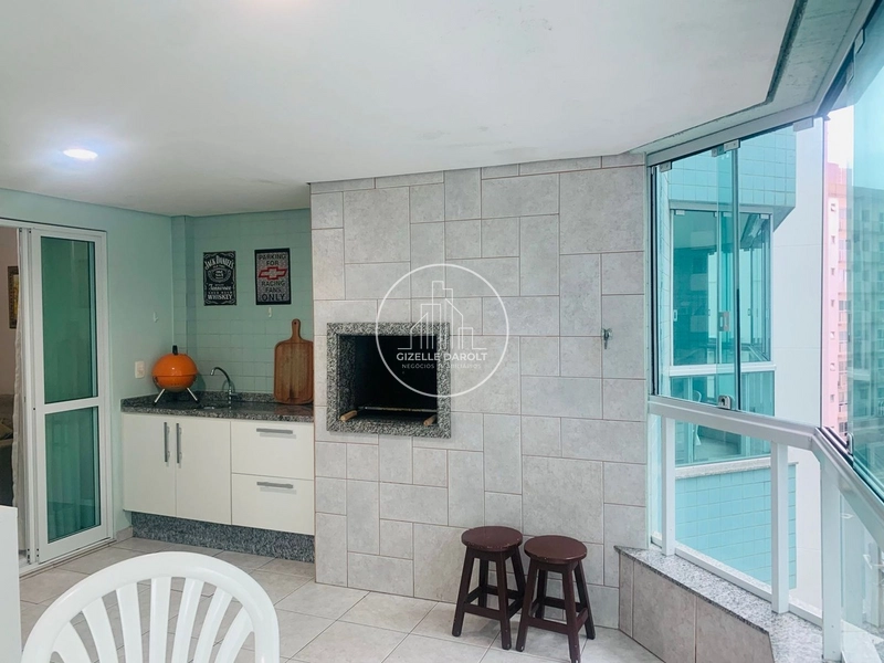 Apartamento na Quadra do Mar, Balneário Camboriú: 3ª foto da galeria de imagens do imóvel