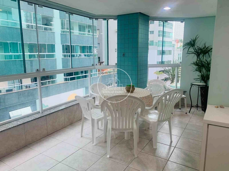 Apartamento na Quadra do Mar, Balneário Camboriú: 1ª foto da galeria de imagens do imóvel