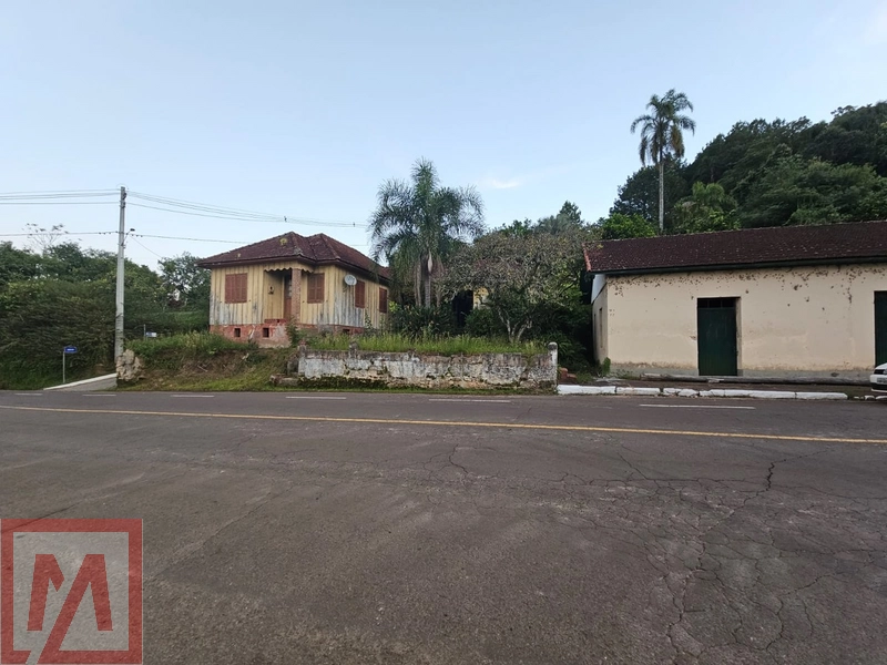 Terreno à Venda –: 1ª foto da galeria de imagens do imóvel