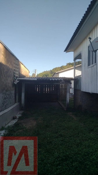 Casa para aluguel localizada no Bairro Santo Antônio: 4ª foto da galeria de imagens do imóvel