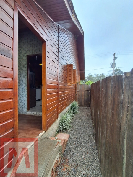 Vende-se linda casa de Madeira: 14ª foto da galeria de imagens do imóvel