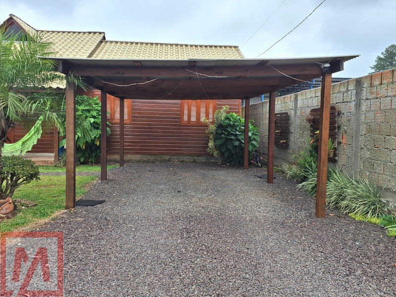 Vende-se linda casa de Madeira: 3ª foto da galeria de imagens do imóvel