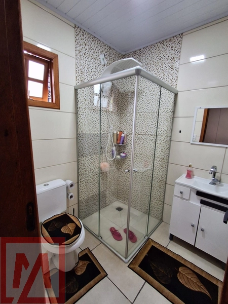 Vende-se linda casa de Madeira: 11ª foto da galeria de imagens do imóvel