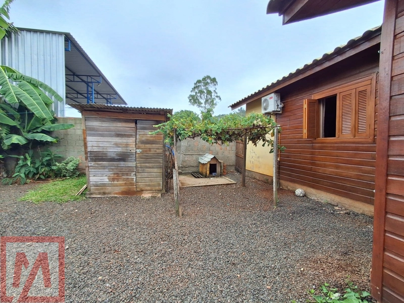 Vende-se linda casa de Madeira: 20ª foto da galeria de imagens do imóvel