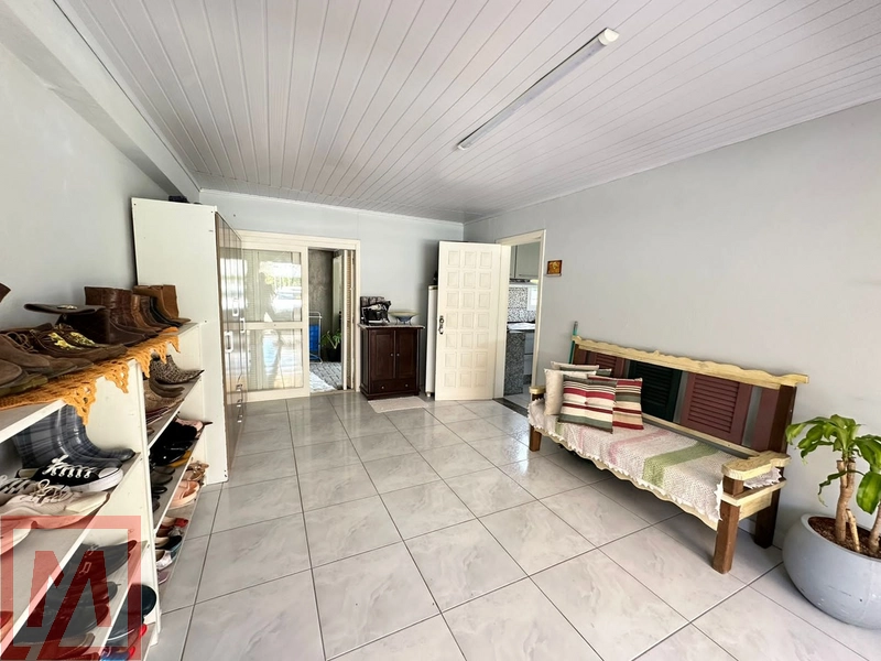 Casa na praia á venda em Imbé: 4ª foto da galeria de imagens do imóvel