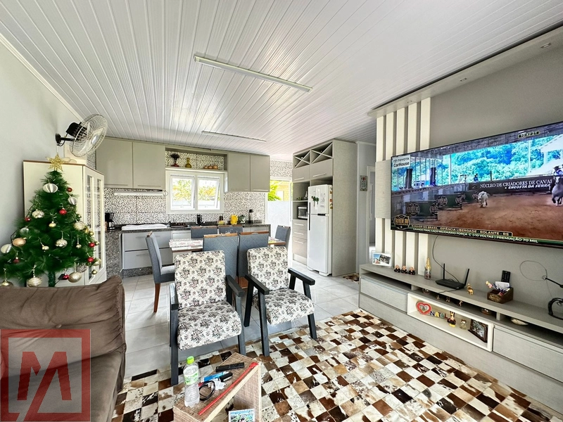 Casa na praia á venda em Imbé: 8ª foto da galeria de imagens do imóvel
