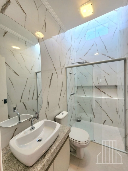 BELÍSSIMA CASA A VENDA COM 3 DORMITÓRIOS E 1 SUÍTE!: 18ª foto da galeria de imagens do imóvel