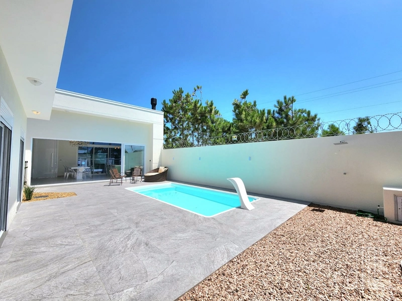 BELÍSSIMA CASA A VENDA COM 3 DORMITÓRIOS E 1 SUÍTE!: 20ª foto da galeria de imagens do imóvel