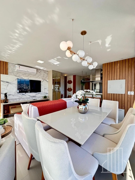 ELEGANTE APARTAMENTO NO NOBRE BAIRRO NAVEGANTES: 1ª foto da galeria de imagens do imóvel