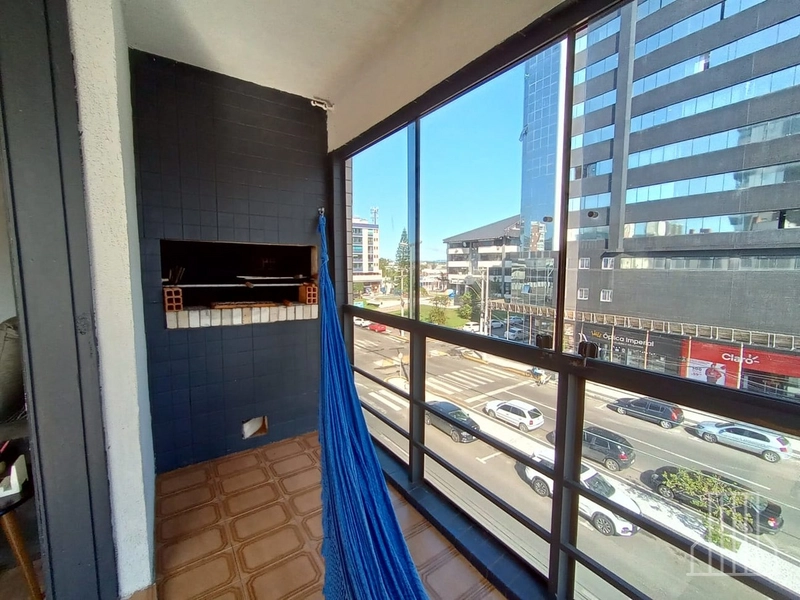 APARTAMENTO ELEGANTE NO CENTRO DE CAPÃO DA CANOA, ALUGUEL DE VERÃO!: 2ª foto da galeria de imagens do imóvel