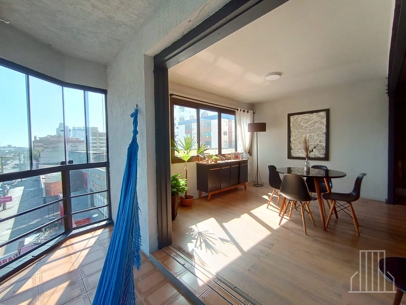 APARTAMENTO ELEGANTE NO CENTRO DE CAPÃO DA CANOA, ALUGUEL DE VERÃO!: 1ª foto da galeria de imagens do imóvel