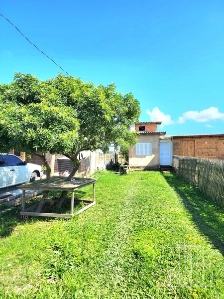EXCEPCIONAL LOTE CERCADO E ATERRADO EM CAPÃO NOVO!: 2ª foto da galeria de imagens do imóvel