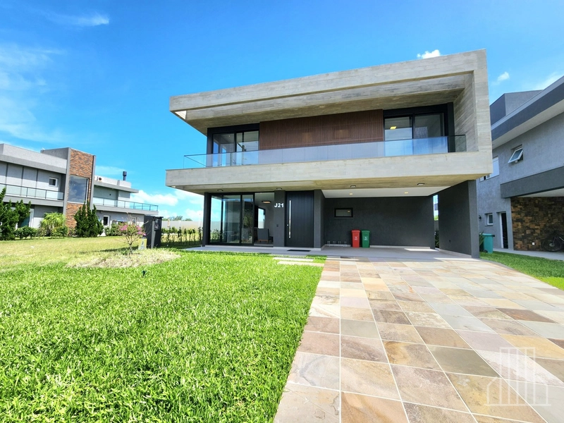 DESLUMBRANTE CASA NO CONDOMÍNIO COSTA SERENA: 1ª foto da galeria de imagens do imóvel