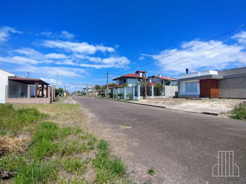 TERRENO IMPECÁVEL À VENDA - ÓTIMA LOCALIZAÇÃO E POTENCIAL: 2ª foto da galeria de imagens do imóvel