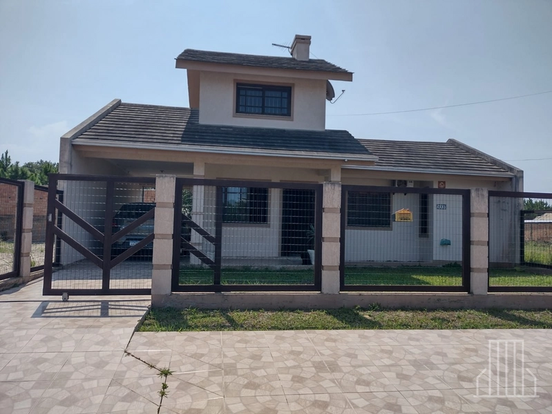 CASA À VENDA – ÓTIMA LOCALIZAÇÃO EM CAPÃO NOVO VILLAGE: 1ª foto da galeria de imagens do imóvel