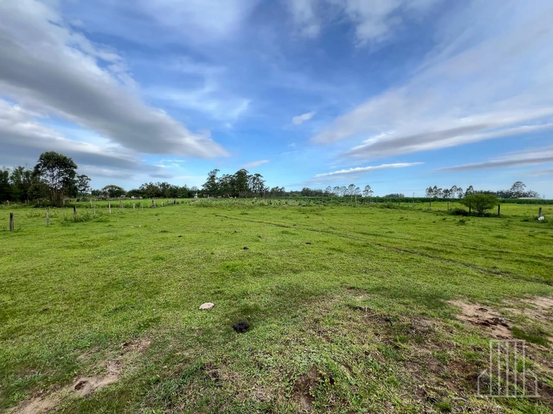 Sítio de 1,5 Hectares com Casa Completa e Infraestrutura de Lazer!: 25ª foto da galeria de imagens do imóvel