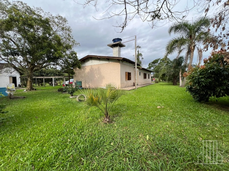 Sítio de 1,5 Hectares com Casa Completa e Infraestrutura de Lazer!: 9ª foto da galeria de imagens do imóvel