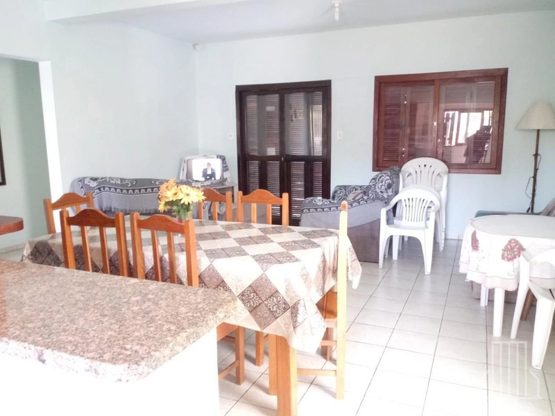LINDA CASA PARA LOCAÇÃO TEMPORÁRIA NO BAIRRO ZONA NORTE!: 2ª foto da galeria de imagens do imóvel