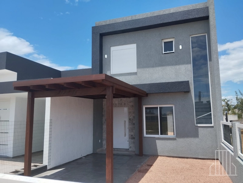 LINDÍSSIMA CASA COM ACABAMENTO EXCELENTE NO BAIRRO GUARANI!: 1ª foto da galeria de imagens do imóvel