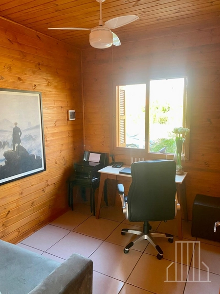 LINDÍSSIMA CASA DE MADEIRA DE LEI ITAÚBA EM CAPÃO NOVO!: 6ª foto da galeria de imagens do imóvel