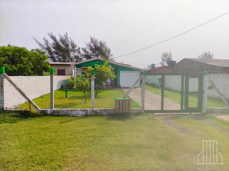 EXCELENTE CASA NO BAIRRO CAPÃO NOVO EM CAPÃO DA CANOA!: 2ª foto da galeria de imagens do imóvel