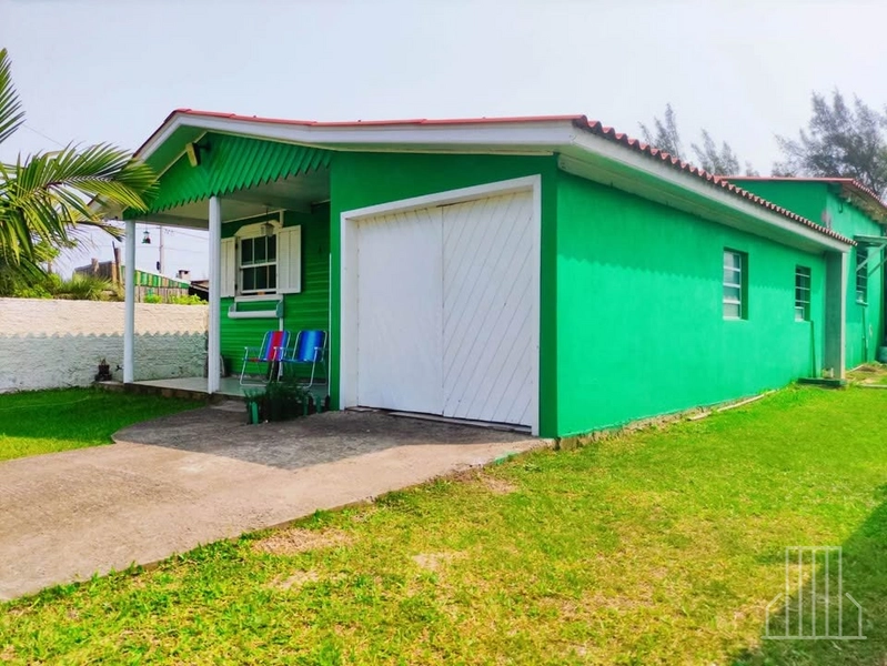 EXCELENTE CASA NO BAIRRO CAPÃO NOVO EM CAPÃO DA CANOA!: 4ª foto da galeria de imagens do imóvel