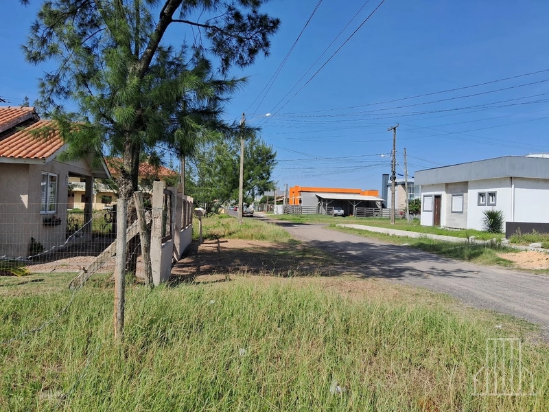 EXCELENTE TERRENO LOCALIZADO NO BAIRRO JARDIM BEIRA MAR!: 4ª foto da galeria de imagens do imóvel