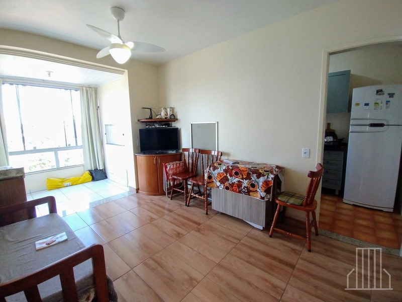 APARTAMENTO A VENDA EM CAPÃO NOVO: 2ª foto da galeria de imagens do imóvel