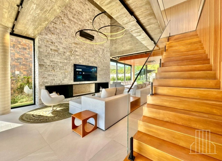 ESPETACULAR CASA DE ALTO PADRÃO NO CONDOMÍNIO COSTA SERENA –: 2ª foto da galeria de imagens do imóvel
