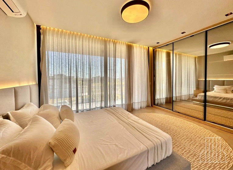 ESPETACULAR CASA DE ALTO PADRÃO NO CONDOMÍNIO COSTA SERENA –: 32ª foto da galeria de imagens do imóvel