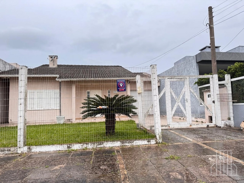 LINDA CASA COM ÓTIMO ESPAÇO NO BAIRRO SANTO ANTONIO: 3ª foto da galeria de imagens do imóvel