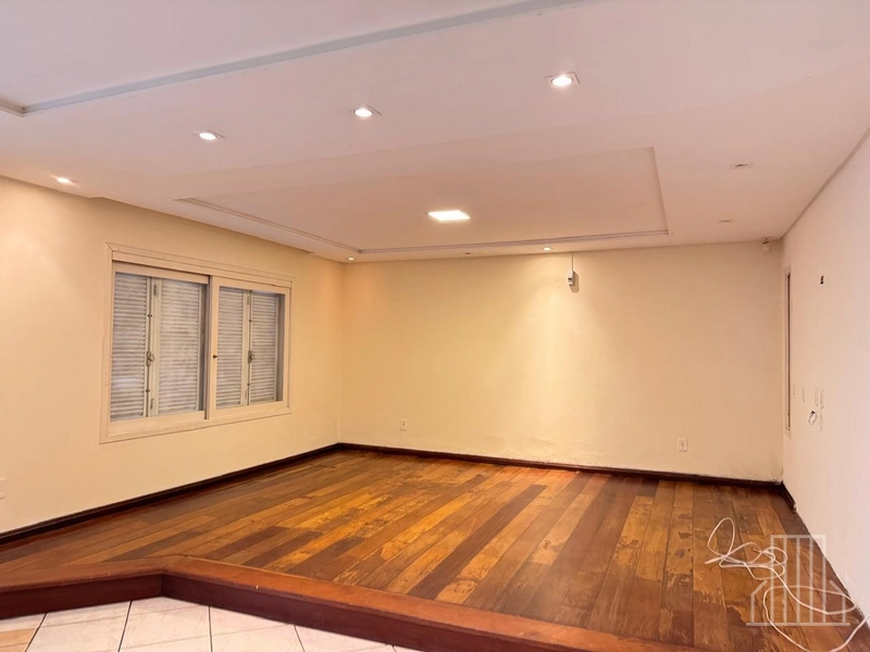 LINDA CASA COM ÓTIMO ESPAÇO NO BAIRRO SANTO ANTONIO: 4ª foto da galeria de imagens do imóvel