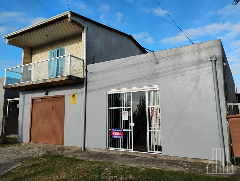 Prédio Comercial com Residência à Venda em Capão Novo: 1ª foto da galeria de imagens do imóvel