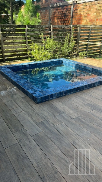 Casa com 2 Quartos, Piscina e Churrasqueira – Alugue Anualmente!: 5ª foto da galeria de imagens do imóvel