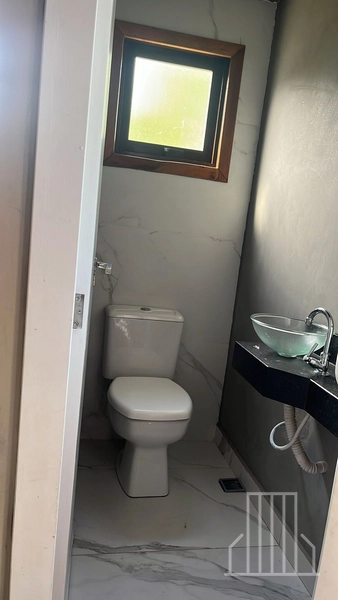 Casa com 2 Quartos, Piscina e Churrasqueira – Alugue Anualmente!: 14ª foto da galeria de imagens do imóvel