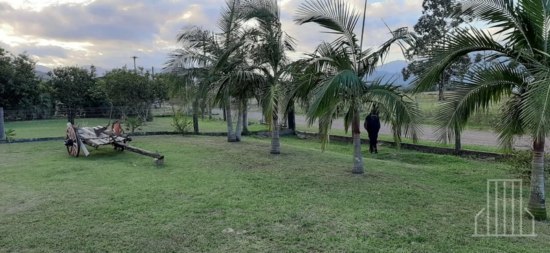 Linda Chácara com Piscina e Galpão Campeiro – Terra de Areia/RS: 19ª foto da galeria de imagens do imóvel