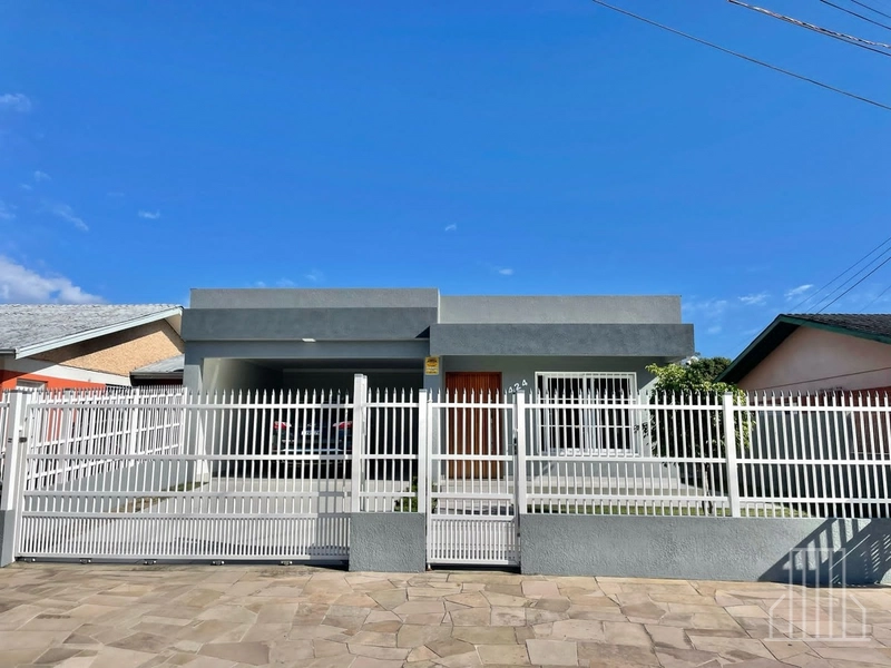 Casa mobiliada com suíte no centro de Capão da Canoa: 3ª foto da galeria de imagens do imóvel