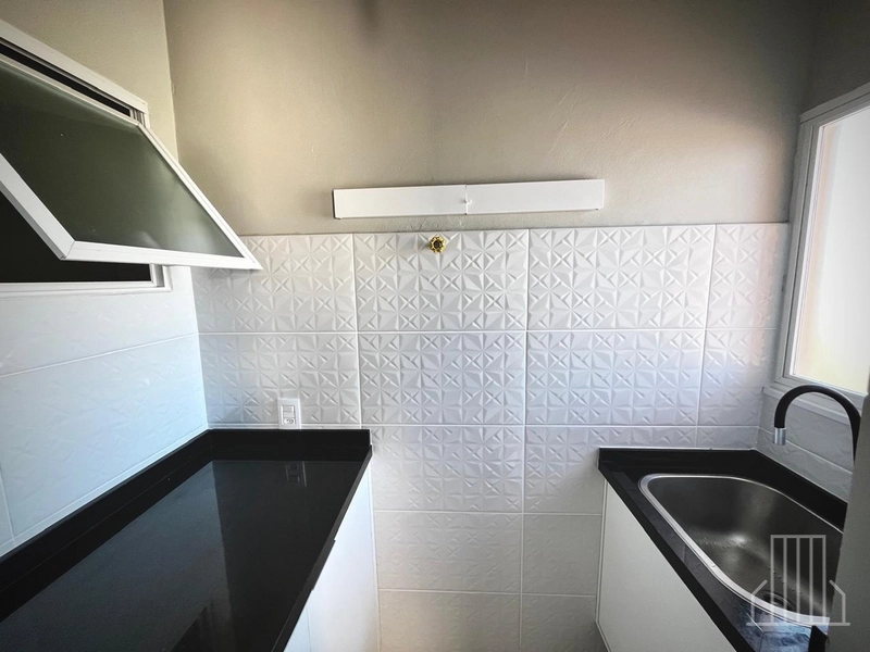 Sobrado com Mezanino em Condomínio Completo em Capão Novo: 15ª foto da galeria de imagens do imóvel