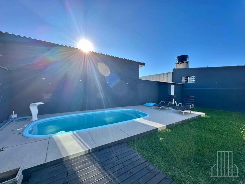 Casa Mobiliada com 3 Dormitórios (2 Suítes), Piscina e Espaço Gourmet: 3ª foto da galeria de imagens do imóvel