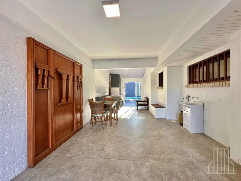 Casa Mobiliada com 3 Dormitórios (2 Suítes), Piscina e Espaço Gourmet: 10ª foto da galeria de imagens do imóvel