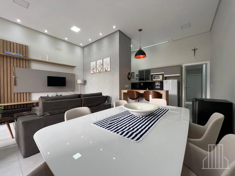 CASA GEMINADA A VENDA EM CAPÃO NOVO!: 6ª foto da galeria de imagens do imóvel