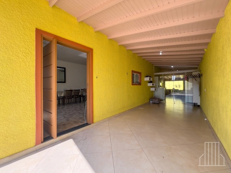 ESPETACULAR CASA COM PISCINA NO JARDIM BEIRA MAR – CAPÃO DA CANOA!: 3ª foto da galeria de imagens do imóvel