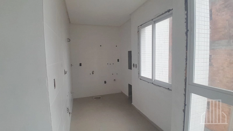 Apartamento Moderno com Suíte, Box Coberto e Depósito: 5ª foto da galeria de imagens do imóvel
