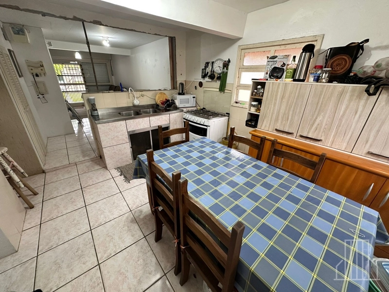 Sobrado a venda em Capão Novo!: 5ª foto da galeria de imagens do imóvel