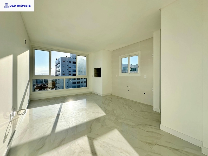 Apartamento à Venda – 2 Dormitórios (1 Suíte): 1ª foto da galeria de imagens do imóvel